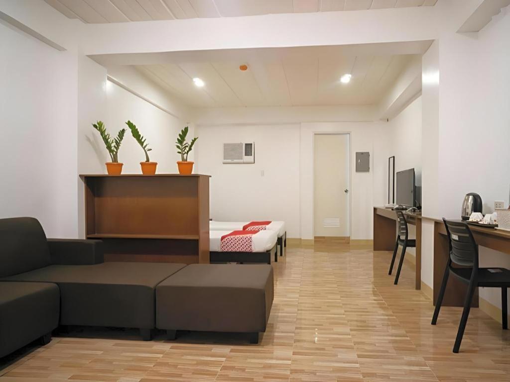 Oyo 150 Davao Airport View Hotel Eksteriør bilde